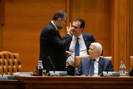 Ciolacu, întrebat dacă există vreo înţelegere între el şi Ludovic Orban cu privire la alegeri: Este o temă falsă. Noi vrem să scăpăm de el. Orban e o catastrofă