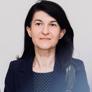 Violeta Alexandru, după alegerea la şefia PNL Bucureşti: Urmează lucruri şi mai bune. Cu forţa celor care cred în modul meu de a face politică. Cu decenţă. Fără kitsch şi aroganţă - marca PSD. Orice o fi fost din USL la Bucureşti, în trecut - se opreşte aici