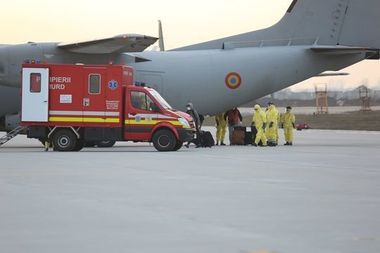 MAE mulţumeşte partenerilor italieni şi germani pentru sprijinul acordat la revenirea în ţară a românilor de pe nava Diamond Princess/ Ambasada României rămâne în legătură cu cetăţenii români care sunt spitalizaţi, dar şi cu cei 9 membri ai echipajului