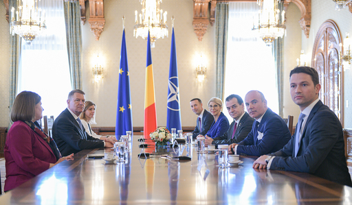Orban: I-am prezentat preşedintelui Klaus Iohannis mandatul delegaţiei / Aşteptăm decizia preşedintelui şi, aşa cum am hotărât astăzi, PNL va susţine decizia preşedintelui