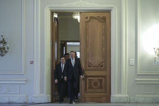Şedinţă la Palatul Cotroceni pe tema măsurilor pentru gestionarea epidemiei de coronavirus