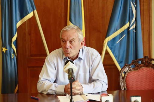 Alpha Bank cere Primăriei Buzău să plătească o datorie de 1,51 milioane de euro pentru un credit al firmei care a produs agentul termic în oraş/ Primarul anunţă că a dat banca în judecată, acuzându-l pe fostul primar că nu avea dreptul să semneze