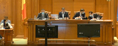 Marcel Ciolacu conduce şedinţa comună a Camerei Deputaţilor şi Senatului fără a purta masca de protecţie 