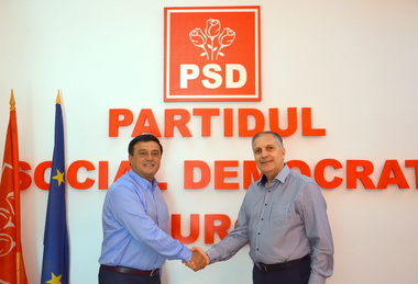 Organizaţia municipală a PNL Giurgiu a trecut la PSD/ Niculae Bădălău: Bine ai revenit în echipa PSD Giurgiu, Marian Măroiu, candidatul nostru pentru funcţia de primar al municipiului Giurgiu