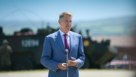 Iohannis, la ceremonia de înfiinţare unui comandament cu statut NATO în localitatea Cincu: Este important să oferim securitate aliaţilor şi partenerilor noştri