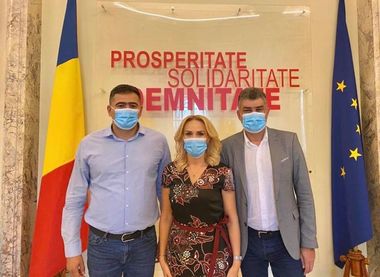 Firea anunţă candidaţii PSD pentru primăriile de sector - Daniel Tudorache, Cristian Popescu, Aurelian Bădulescu, Daniel Băluţă, Daniel Florea şi Gabriel Mutu/Firea: Mă voi lupta cu candidatul “partidelor de dreapta unite”