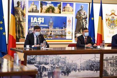 Mihai Chirica şi Costel Alexe şi-au depus candidaturile pentru Primăria Iaşi, respectiv şefia CJ/ Chirica: Ajutaţi-mă să am şi preşedintele CJ şi vă promit că vom face din acest municipiu şi judeţ ceea ce n-a fost niciodată