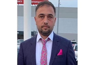 Radu Benţea, candidat la Primăria Rucăr: Nu mi-a plăcut şi nici nu îmi place politica. M-am hotărât să candidez exact acum două săptămâni. Eu mă implic în acţiuni pentru comunitate şi fac asta de ceva vreme, iar la rugămintea oamenilor am acceptat