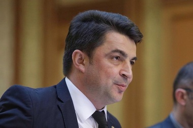 Fostul ministru al Culturii Daniel Breaz demisionează din PSD: Prezentul mi-a înfăţişat un PSD slab, incoerent, fără strop de logică în decizii. Un leadership haotic. Nu mai pot să accept să fac parte dintr-un partid lipsit de identitate