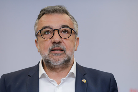Lucian Romaşcanu a fost suspendat din funcţia de purtător de cuvânt al PSD
