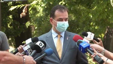Ludovic Orban: Evident că trebuie să existe nişte măşti suplimentare, dacă din întâmplare un copil vine fără mască, dar dar acum chiar nu se pot lua măşti chiar pentru toţi copiii