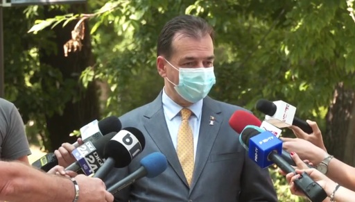 Ludovic Orban: Evident că trebuie să existe nişte măşti suplimentare, dacă din întâmplare un copil vine fără mască, dar dar acum chiar nu se pot lua măşti chiar pentru toţi copiii