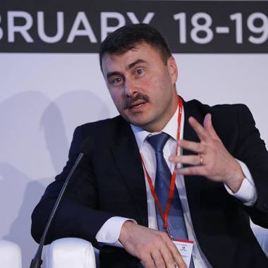 Daniel Botănoiu, fost secretar de stat în Ministerul Agriculturii:  O să facem zacuscă din banane şi bulion din roşii de plastic. E bine domnule Oros?