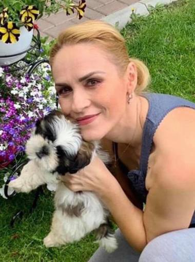 Firea răspunde ironic invitaţiei la dezbatere lansată Nicuşor Dan: Candidatul Dreptei Aproape Unite vine cu fratele lui - Câine! Interlopul din parc! Vin şi eu Billy! Ras, tuns, frezat!