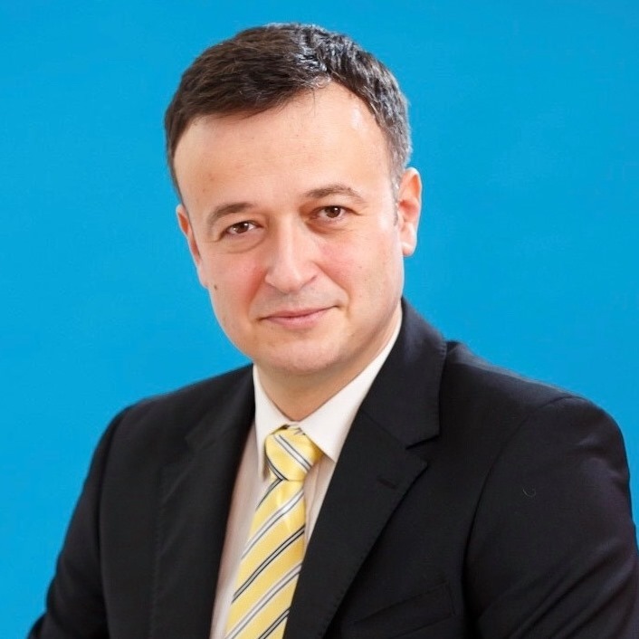 Prefectul de Galaţi, eliberat din funcţie. El a fost numit preşedinte interimar al PNL Buzău