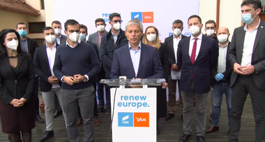 Dacian Cioloş anunţă că săptămâna viitoare va fi încheiat procesul intern al Alianţei USR PLUS de stabilire a candidaţilor la alegerile parlamentare