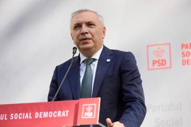 UPDATE- Leonard Azamfirei, rectorul Universităţii de Medicină din Târgu Mureş, printre candidaţii PSD la parlamentare / Marcel Ciolacu a greşit numele acestuia atunci când l-a prezentat