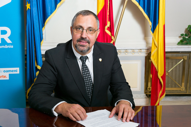 Dan Lungu renunţă la candidatura la Senat pe listele USR-PLUS Iaşi, acuzând că modul de întocmire al listelor sfidează valorile şi principiile fondatoare ale USR