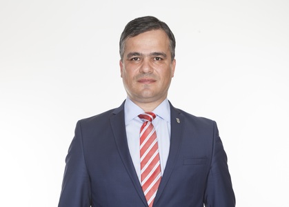 Preşedintele CJ Braşov, Adrian Veştea, confirmat cu COVID-19