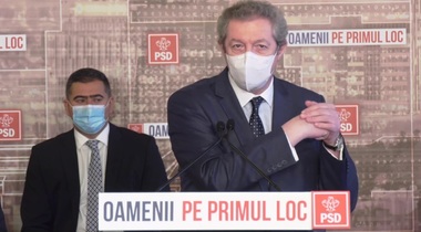 Adrian Streinu-Cercel: Avem tendinţa să facem un gest simplu, acesta să ne salutăm cu pumnul. După părerea mea este contraindicat