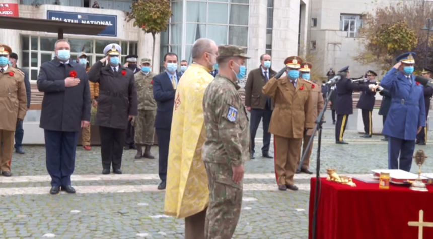 Orban, la ceremonia de Ziua Veteranilor: Dragi militari, misiunile pe care le-aţi îndeplinit, dincolo de graniţă, nu au fost niciodată uşoare, v-aţi confruntat cu diferite tipuri de conflict militar