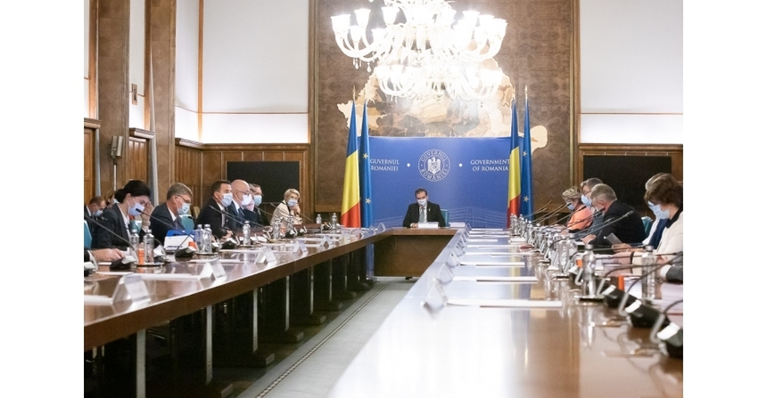 Guvernul va aproba joi Strategia de dezvoltare a infrastructurii feroviare 2021 - 2025 / Ludovic Orban a anunţat că Executivul pregăteşte şi prelungirea stării de alertă cu încă 30 de zile
