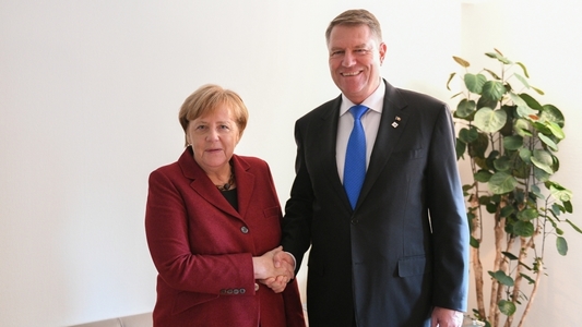 Iohannis, discuţii cu Merkel despre bugetul multianual al UE 2021-2027. Şeful statului i-a transmis că România a susţinut mereu condiţionarea fondurilor europene de respectarea statului de drept