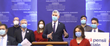 Barna: Am decis să ne asumăm nu doar că nu vom beneficia niciunul dintre noi de pensii speciale din această legislatură, dar este şi o condiţie pentru următoarea participare a USR-PLUS la guvernare abrogarea prevederilor privind pensiile speciale