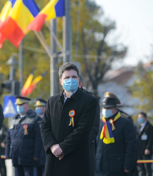 Nicuşor Dan, de Ziua Naţională: Respectul faţă de lege şi implicarea socială reprezintă, cred eu, patriotismul zilelor noastre