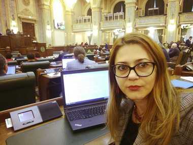 Florina Presadă: Să spui tu, Nicuşor Dan, că PNL şi Orban sunt cele mai bune opţiuni pentru guvernare, este o aberaţie. Nicuşor, clipeşte de două ori dacă te lasă Ludovic cu puşculiţa goală