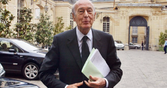 Klaus Iohannis transmite condoleanţe la moartea fostului preşedinte francez Valéry Giscard d’Estaing