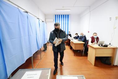 Alegeri parlamentare 2020 – Candidat PNL pentru Senat: Nu mai putem să supravieţuim ca societate după o hartă desemnată în anii 60

