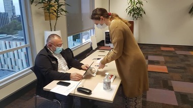 Alegeri parlamentare 2020 – Scrutinul în Noua Zeelandă, câştigat de USR-PLUS, care a obţinut peste 50 de voturi din cele 93 exprimate, atât la Camera Deputaţilor, cât şi la Senat – numărătoare paralelă 