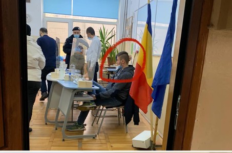 Alegeri parlamentare 2020 - Vlad Voiculescu reclamă că la o secţie de votare din Bucureşti membrii comisiei nu poartă masca de protecţie, deşi li s-a atras atenţia