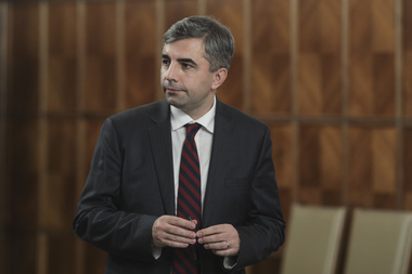 Dragoş Condrea, directorul Direcţiei Juridice din cadrul Secretariatului General al Guvernului, numit în funcţia de secretar general al Executivului 