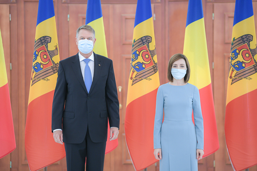Klaus Iohannis şi Maia Sandu au semnat o Declaraţie pentru consolidarea parteneriatului strategic – Maia Sandu: Aţi fost alături de noi şi la bine, şi la greu/ Iohannis: Victoria din alegerile prezidenţiale este o victorie de o importanţă istorică