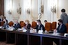 Comisiile de specialitate ale Parlamentului au avizat favorabil mai mulţi diplomaţi, printre care fostul ambasador la Londra Dan Mihalache, propus pentru Cipru, şi ambasadorul propus pentru Federaţia Rusă