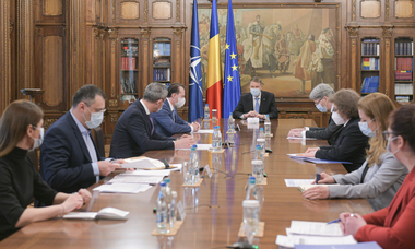 Klaus Iohannis i-a chemat la Cotroceni pe Florin Cîţu, Dan Barna şi Cristian Ghinea / Tema discuţiei este Planul Naţional de Redresare şi Rezilienţă 