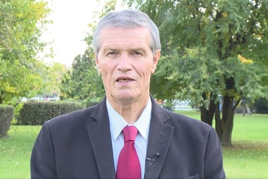 Francisc Tobă, acuzat de implicare în reprimarea manifestaţiilor de la Sibiu, din 1989, validat ca deputat / Florin Roman: Mă disociez total şi fără echivoc de votul colegilor liberali din conducerea Parlamentului, care au votat pentru validare