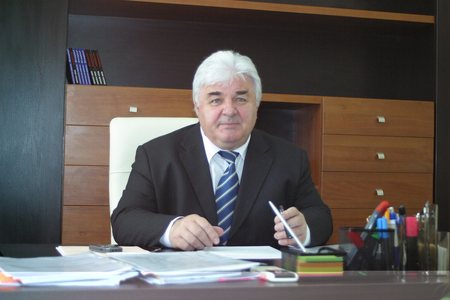 Constantin Simirad, fost primar al Iaşiului timp de 11 ani, este internat în stare gravă în spital, având COVID-19