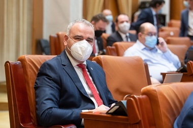 Marius Bodea, senator USR PLUS, după ce Mihai Chirica a propus reluarea negocierilor între PNL şi USR PLUS: Întâi afară cu combinatorii şi neamurile din Primăria Iaşi, plătiţi din banii noştri, iar apoi stăm de vorbă