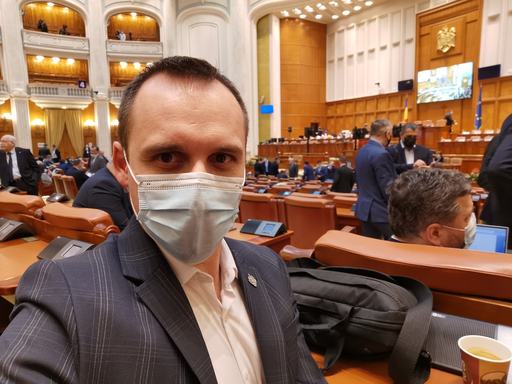 Cristi Berea, senator USR PLUS: O alianţă cu PNL la Iaşi nu văd cum putem face, poate cel mult să avem o convieţuire pe proiecte. Va fi armonie când vom avea concursuri pe bune în Primărie