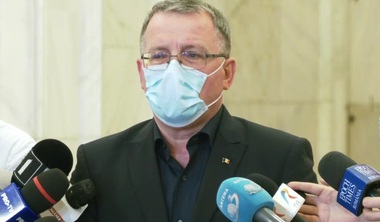 UPDATE Camera Deputaţilor a respins moţiunea simplă a PSD împotriva lui Adrian Oros / Chesnoiu: Din păcate, cei de la AUR trebuiau să fie prezenţi în sală ca să dăm jos cel mai prost ministru al Agriculturii din ultimii 30 de ani