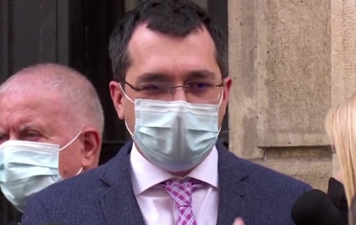Vlad Voiculescu a susţinut că nu există nicio prevedere legală care interzice îmbrăcarea pacienţilor decedaţi de COVID / Un ordin semnat de Nelu Tătaru prevede exact asta, pentru cei autopsiaţi / Ministru: Am preluat o informaţie parţial greşită