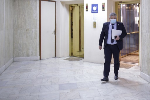 UPDATE - Senatul dezbate şi votează miercuri solicitarea DNA privind avizarea urmăririi penale în cazul lui Florian Bodog / PNL şi USR PLUS anunţă că votează la vedere, în favoarea cererii DNA - VIDEO