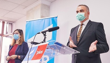 Şefii USR PLUS Iaşi îl acuză pe edilul Mihai Chirica de “grav derapaj democratic“ şi spun că respingerea bugetului local nu duce la blocarea activităţii Primăriei  / Bodea: Chirica se află în grevă generală, nu japoneză, din prima zi de mandat

