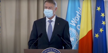 Iohannis: Revenirea la normalitate depinde de felul în care oamenii vor merge la vaccinare / Dacă ne vom vaccina vom scăpa de aproape toate restricţiile

