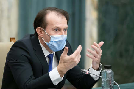 Ciţu: Nu avem nicio scuză să nu ne vaccinăm şi să nu putem să ne reluăm viaţa de dinainte de pandemie / Întrebat despre oferirea de bani pentru vaccinare: Cea mai bună soluţie este ceea ce oferim noi: revenirea la o viaţă normală