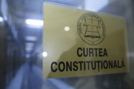 Curtea Constituţională a decis că este neconstituţională o prevedere din Legea privind Statutul Poliţistului 