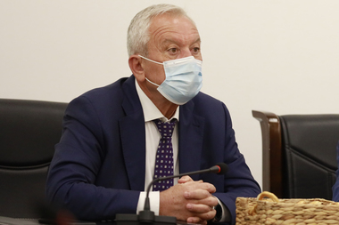 Primarul din Buzău propune alipirea comunei sale natale,Ţinteşti, şi anunţă că va organiza referendum în acest sens / În Buzău nu mai există loc pentru dezvoltare, comuna având o suprafaţă de 7.200 de hectare
